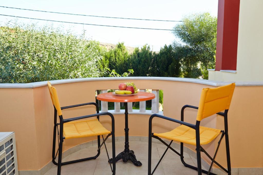 Porto Limnia Apartment Volissos Екстериор снимка